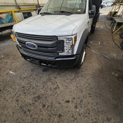 4 AVAILABLE crew cabs for F550 flatbed trucks👇👇👇👇🌴💥