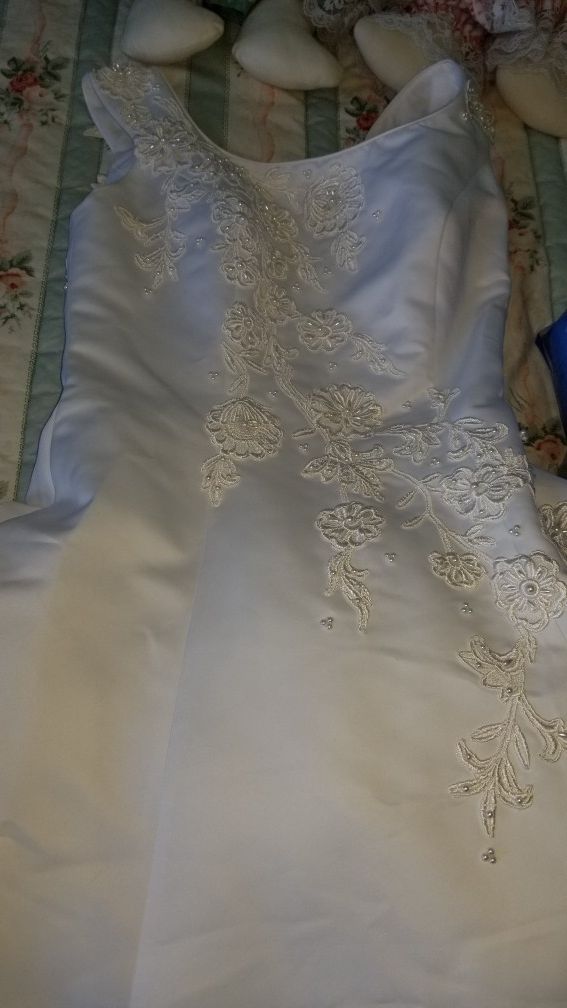Mary's brand wedding dress size 10