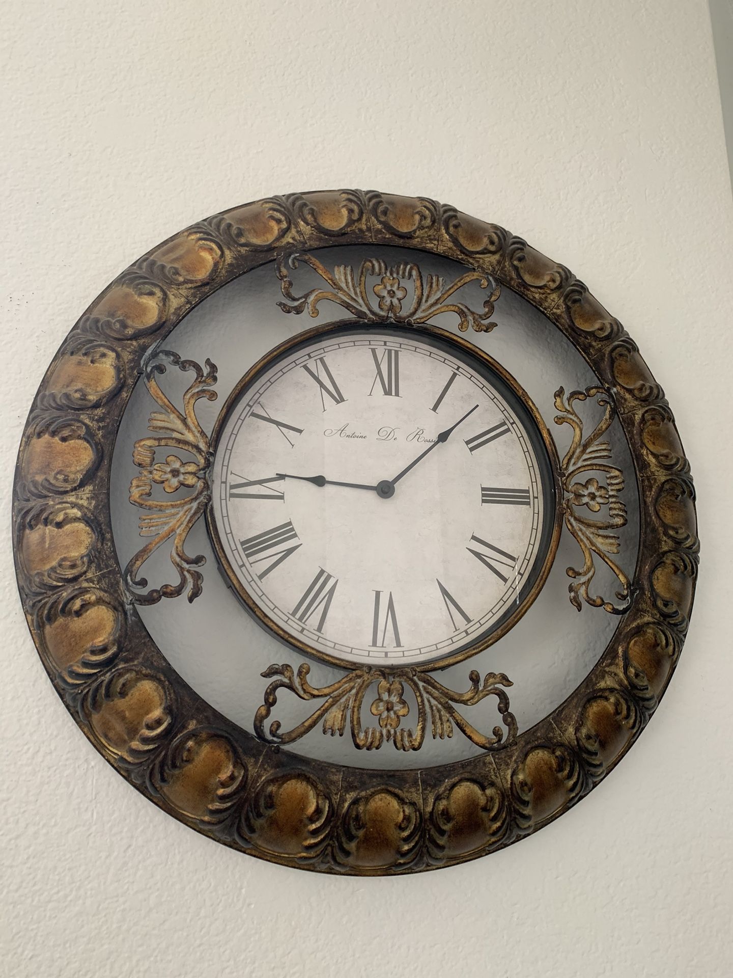 Clock Metal Design