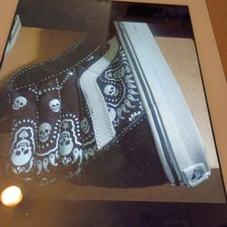 VANS SK 8 HI MEN'S SKATEBOARDING  BANDANA SKULL BLACK/ WHITE SNEAKERS