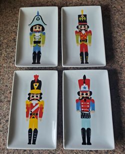Crate and Barrel Nutcracker Soldier Ceramic Appetizer Plates Set of 4