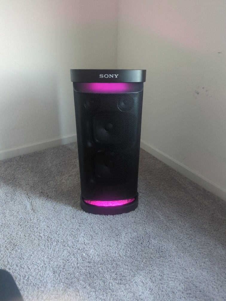 Sony SRS-XP700 Wireless Portable Speaker