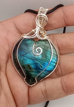 Sterling Silver Labradorite Heart Pendant 
