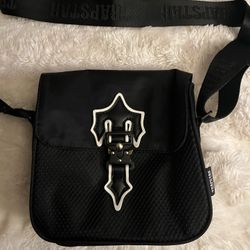 Trapstar Irongate T Crossbody Bag