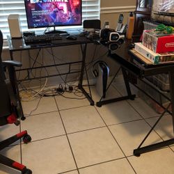 Black Metal Tempered Glass Desk