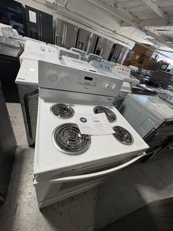 Whirlpool White Electric Coil Range
