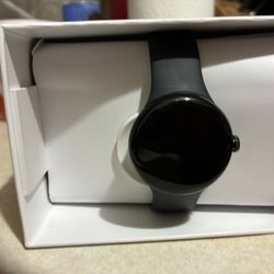 Google Pixel Watch Brand New In The Box With Charger