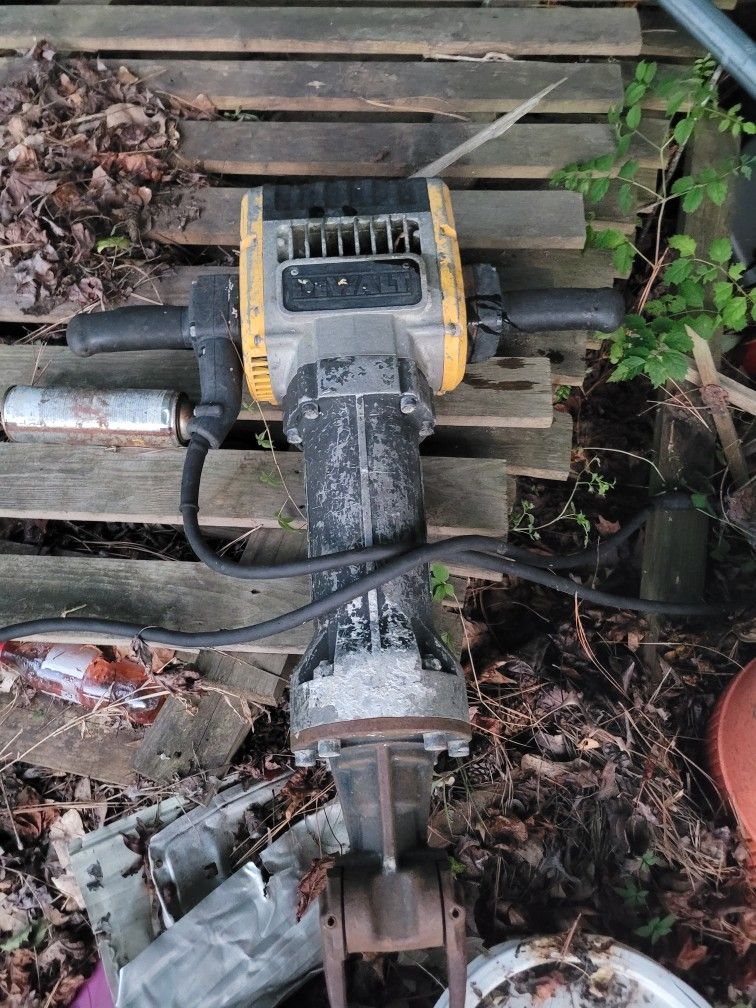 Dewalt Jackhammer