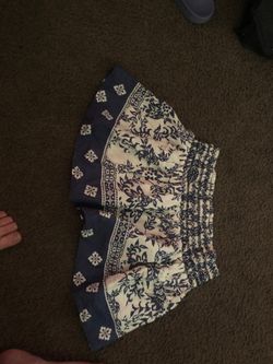 Used women’s forever 21 skirt size small