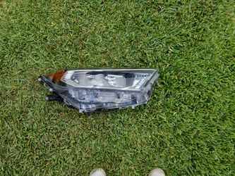 2019 - 2021 Toyota Rav4 Right Headlight Assembly