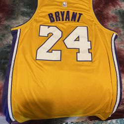 Kobe Bryant Jersey