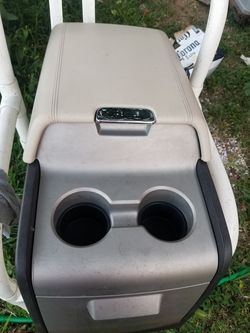 Lincoln center consola