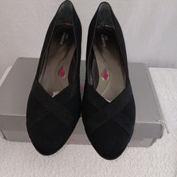 Ros Hommerson Women's Pumps