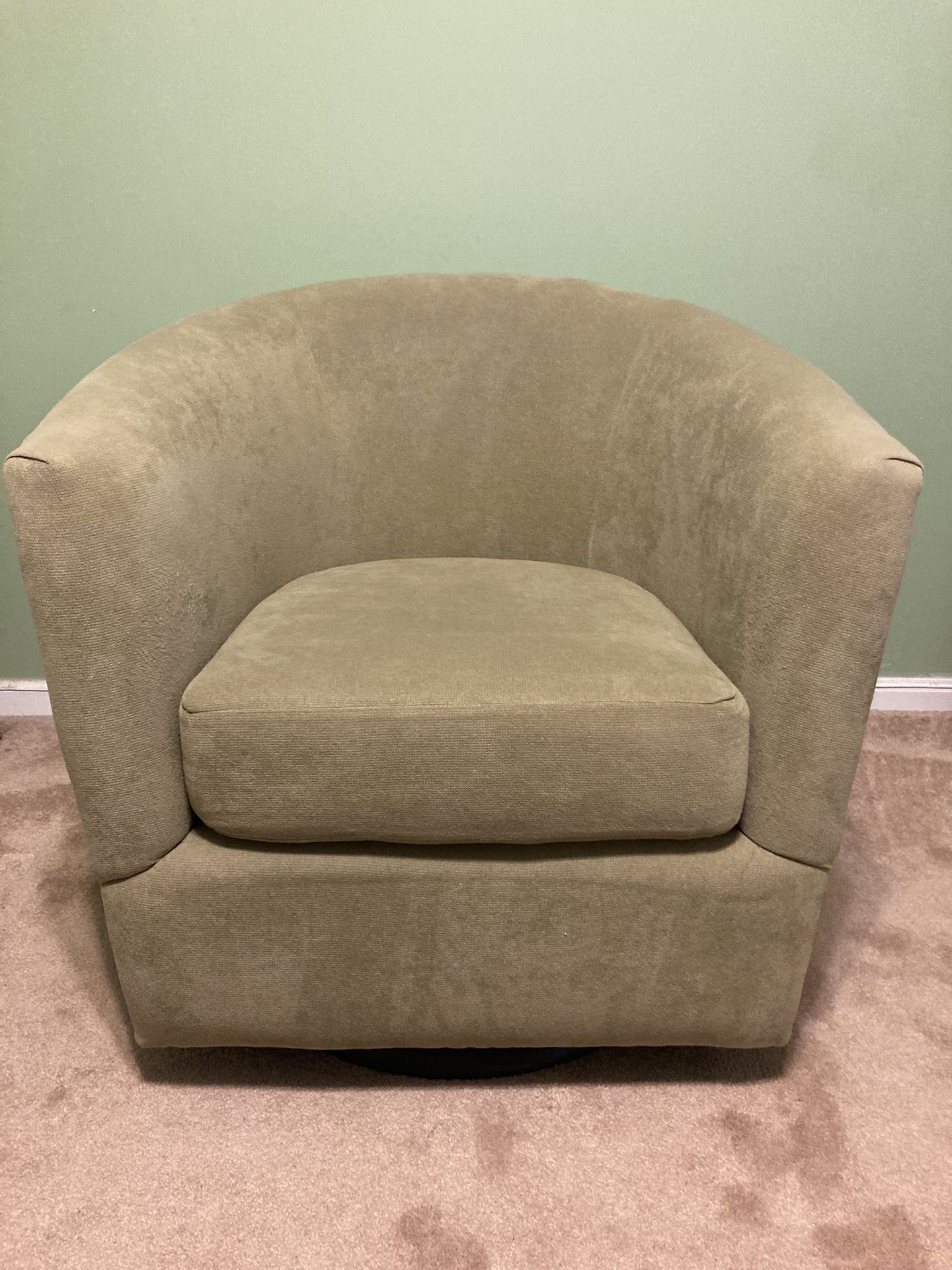 Upholstered Swivel Barrel Chair