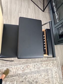 Beautiful Pilates Reformer – Excellent Condition