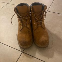 Timberlands Size 10M