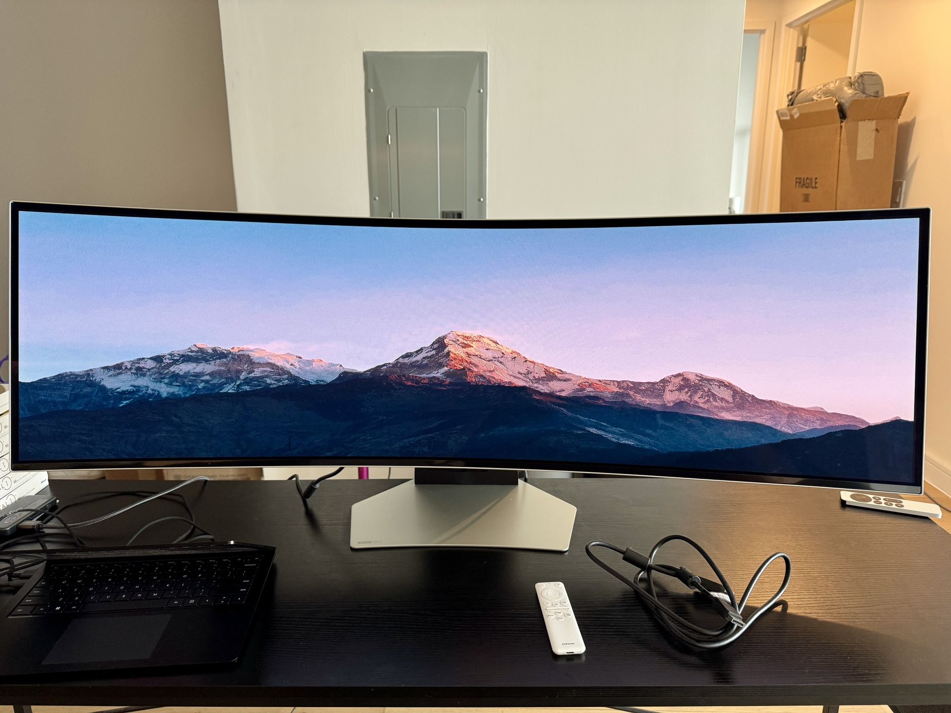 Samsung Odyssey OLED G9 49" Curved Ultra-Wide Gaming Monitor - Excellent Condition!