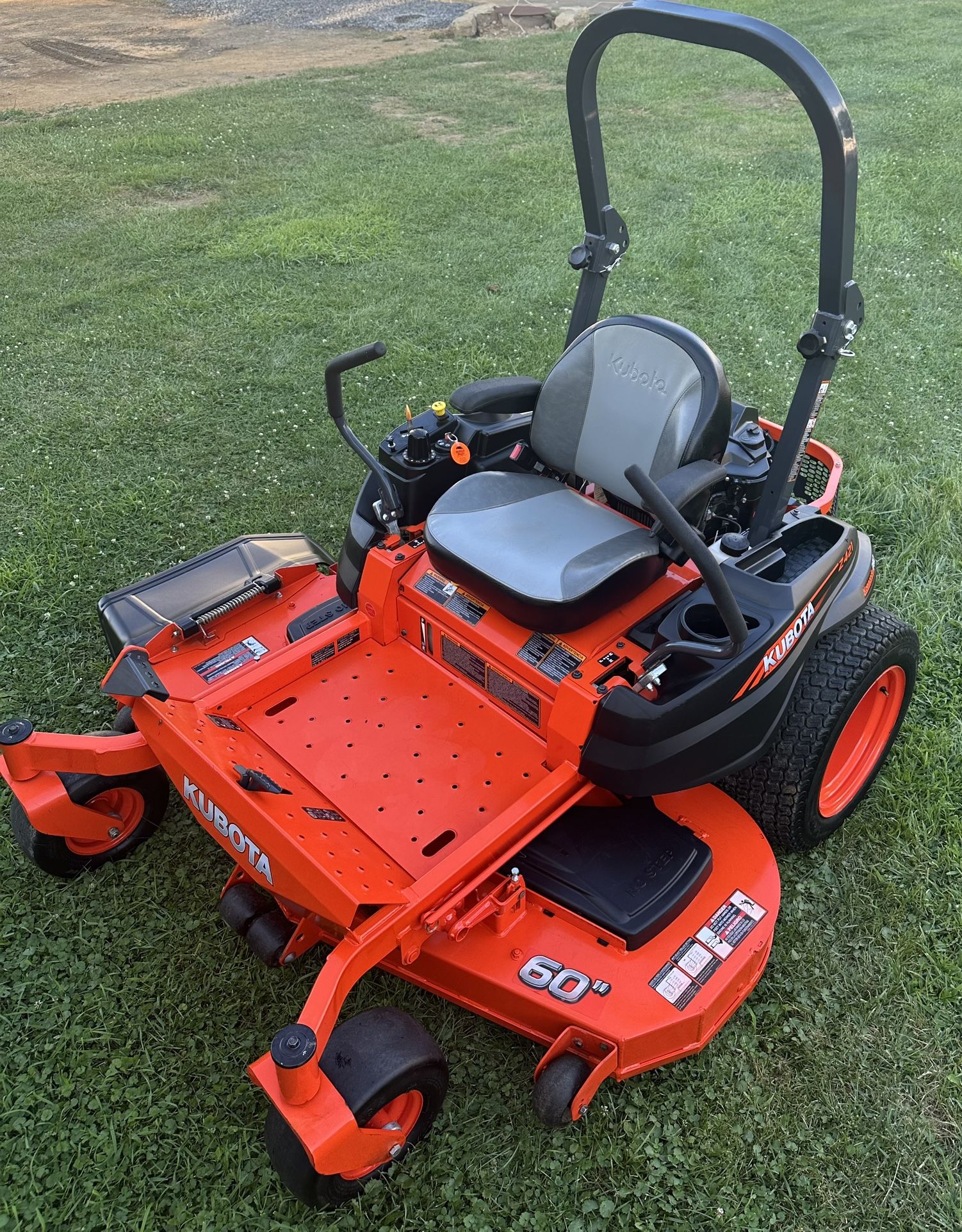 Kubota Z421 60”