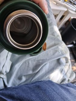 Mana 64 Oz thermos