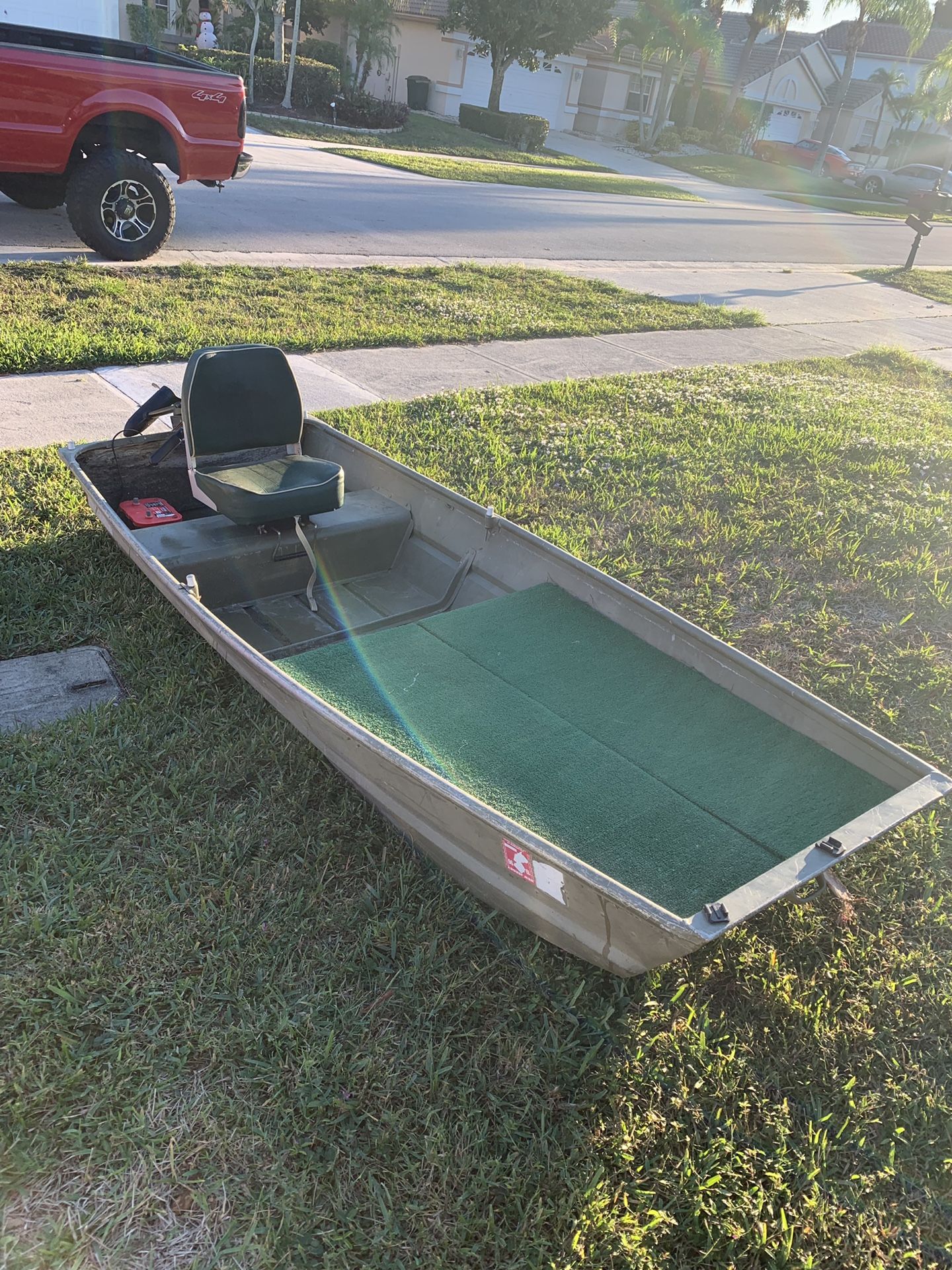 10 foot Jon boat LOADED for Sale in Boynton Beach, FL OfferUp