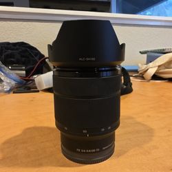 Sony FE 28-70 Zoom Lens 