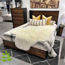 Azalia Bedroom Set Queen or King Bed Dresser Nightstand and Mirror With İnterest Free Payment Options 