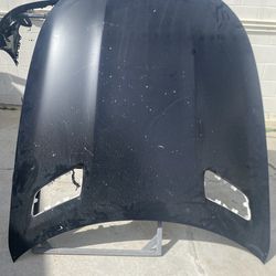 2025 MERCEDES GT-S AMG HOOD