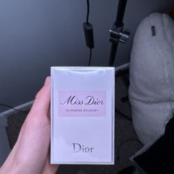 Miss Dior Perfume