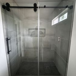 Showerdoor