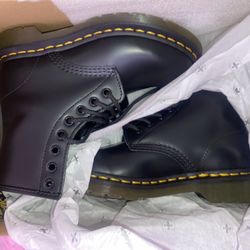 Boots Dr. Martens Unisex 1460 Originals 8-Eye