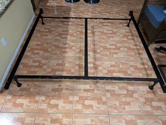 Universal Adjustable Metal Bed Frame (Twin, Twin XL, Full, Queen, King, Cal King