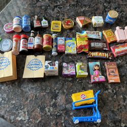 DISNEY DOORABLES DISNEY MINI FIGURES BUNDLE