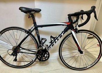 SCOTT CR1 FULL CARBON ROAD BIKE 
