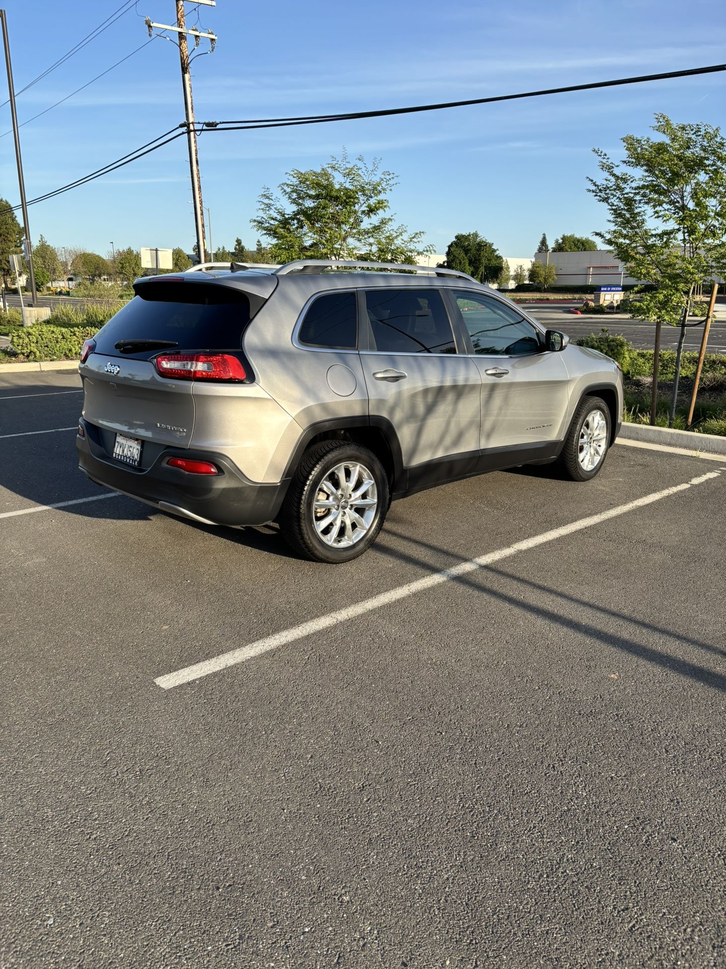 2016 Jeep Cherokee