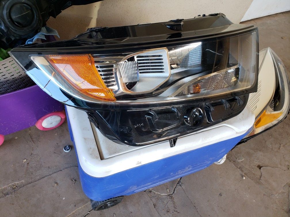 2016-ford-edge-headlight-original-for-sale-in-phoenix-az-offerup