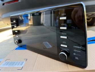 Toyota Sienna JBL screen