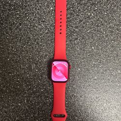 Apple Watch Series 8.