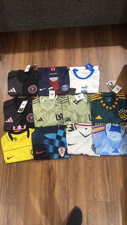 New Soccer Jersey’s with Tags