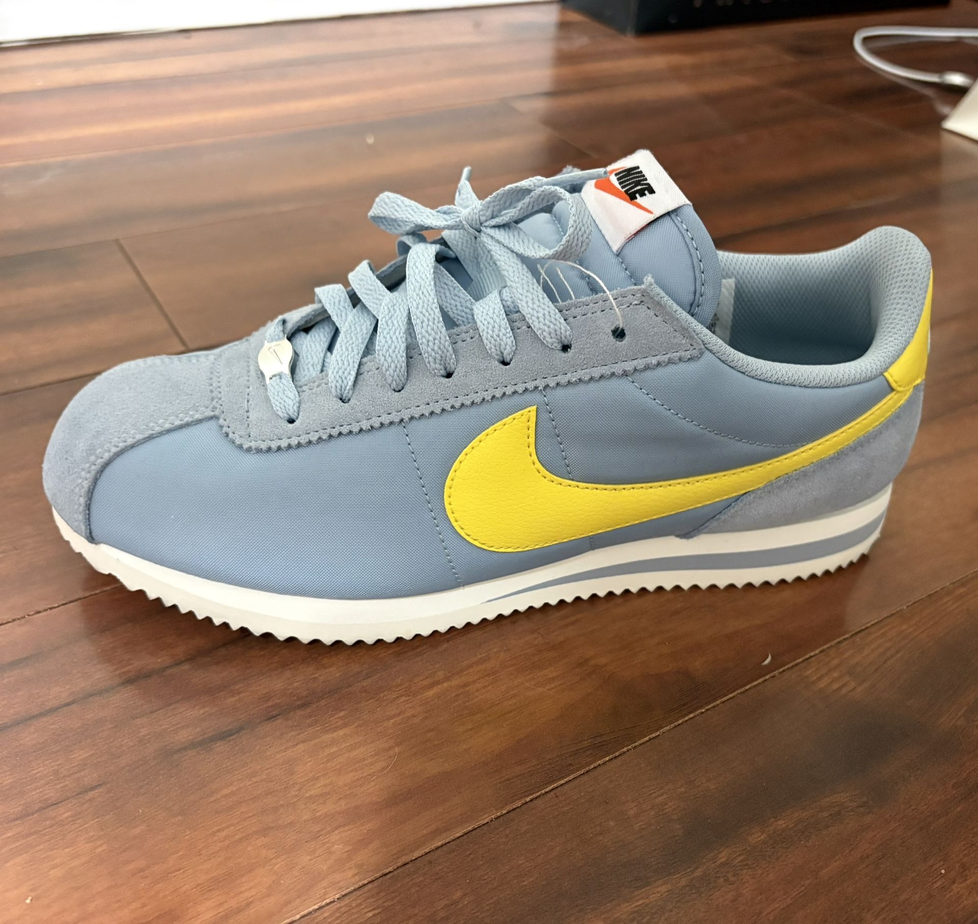 Nike Cortez New Size 8.5 Men 