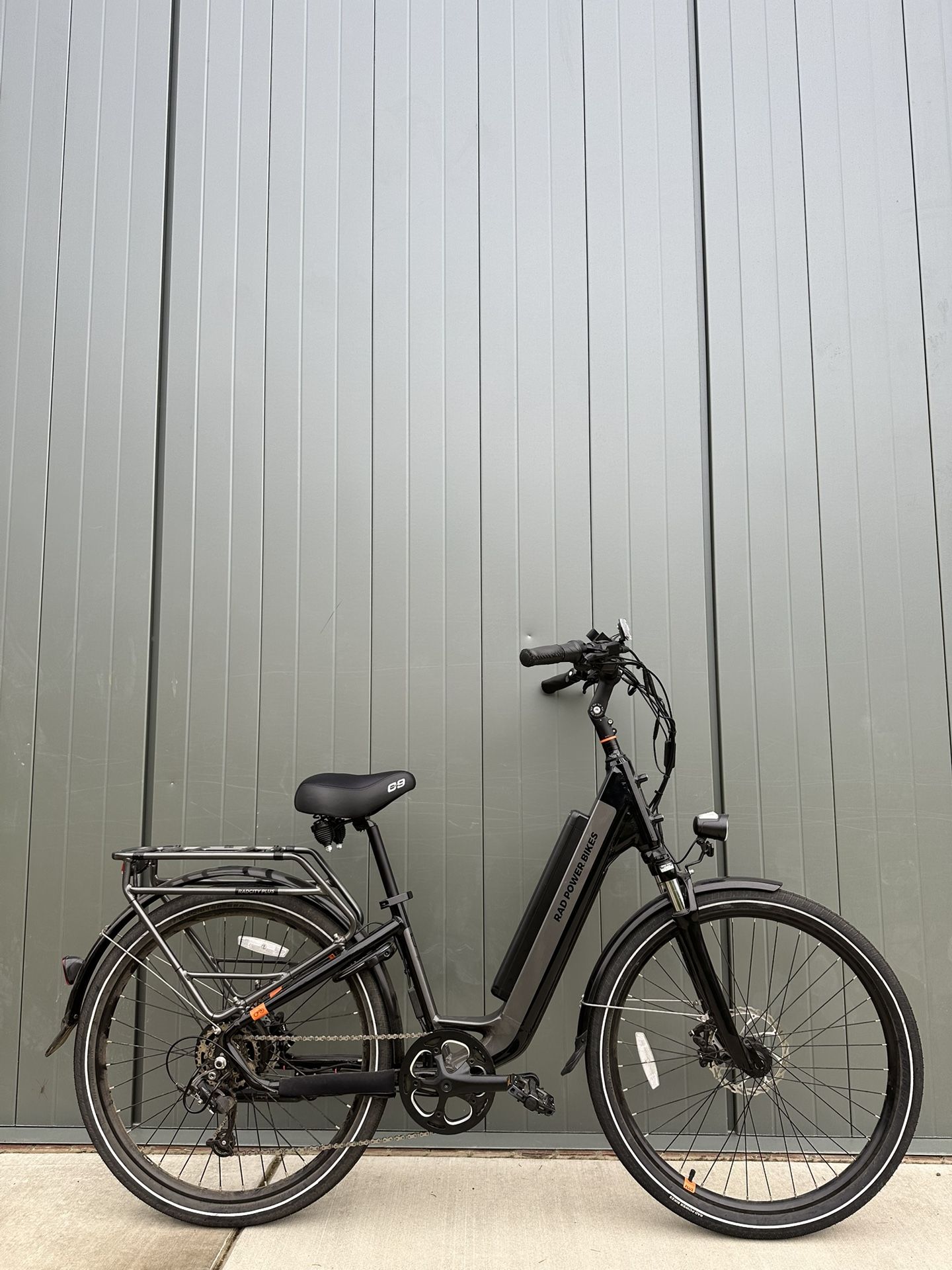 Rad Power Bikes RadCity 5 Plus Step-Thru Women’s Electric Commuter Bike E-bike Bicycle