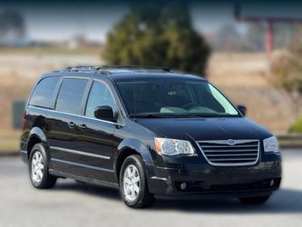 2010 Chrysler Town & Country