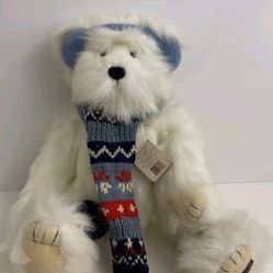 Boyd’s Bear Yeti A Bominable Boyd’s Bear Winter 904020 Mittens On Foot