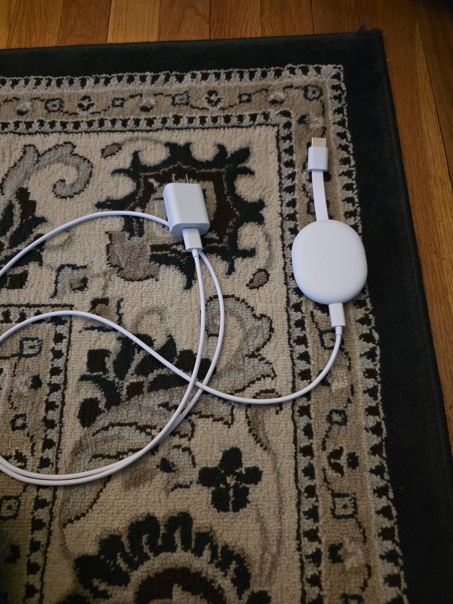 Goggle Chromecast streaming device no remote