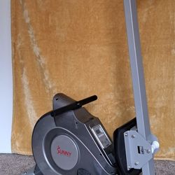 Sunny Rowing Machine 