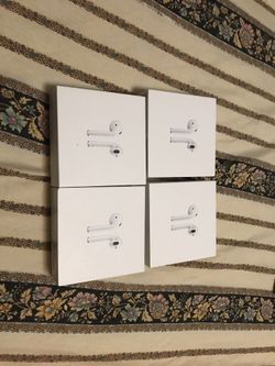 Empty boxes airpods 1 & 2