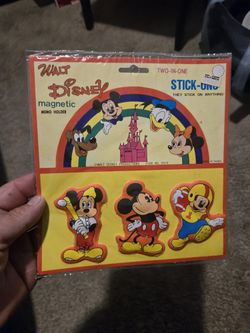VINTAGE MICKEY MOUSE MEMO HOLDER NEW
