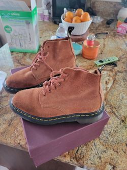 Brown suede Dr. Marten's size 7. Boot