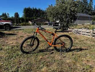 Giant Talon 4 Mountain Bike