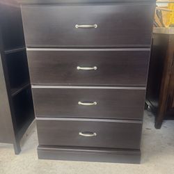 4 Drawer Dresser