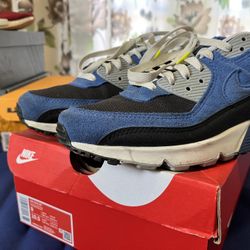 Nike 